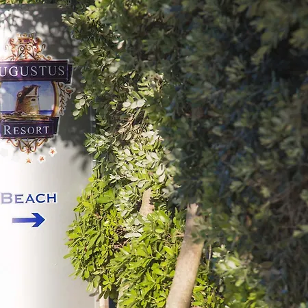 Augustus * Santa Cesarea Terme