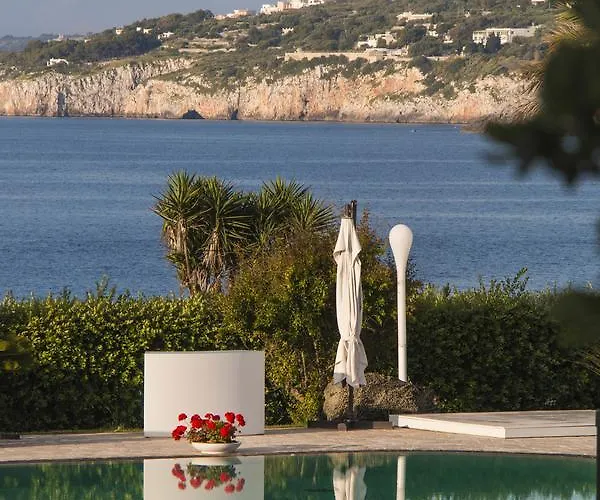 Augustus * Santa Cesarea Terme