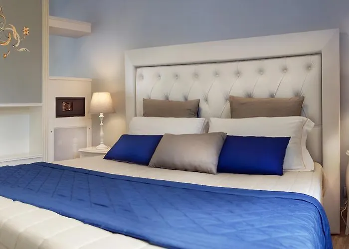 Augustus * Santa Cesarea Terme